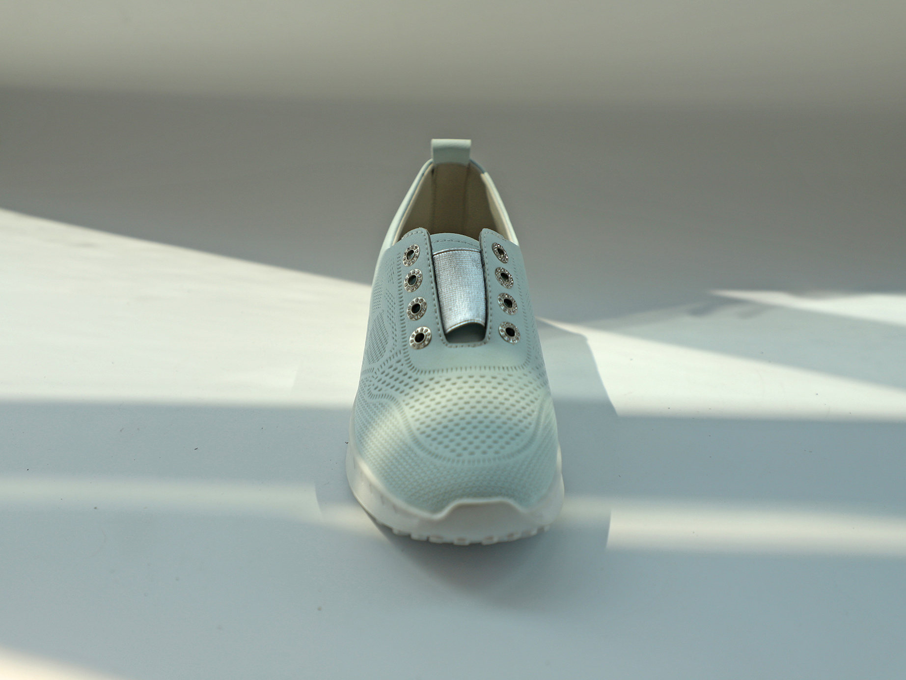 EA0924 - Image 3